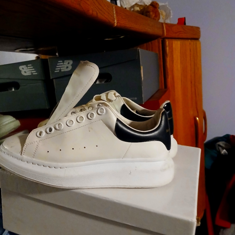 Size 8 used Alexander McQueens